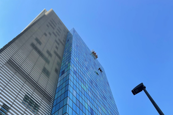 Colin abseiling down The Royal London 2