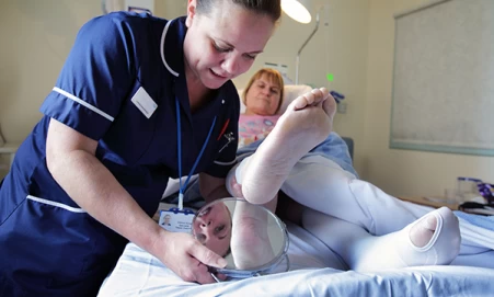 Pressure-ulcer-prevention-in-frail-older-people