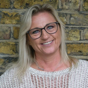 Lorraine Greathead