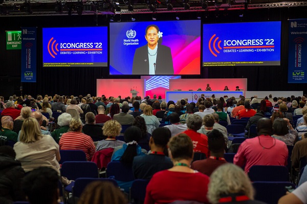 The audience and speaker at a Congress event