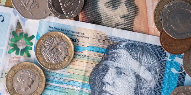 scottish pound notes and coins