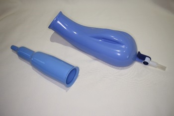 Portable urinal