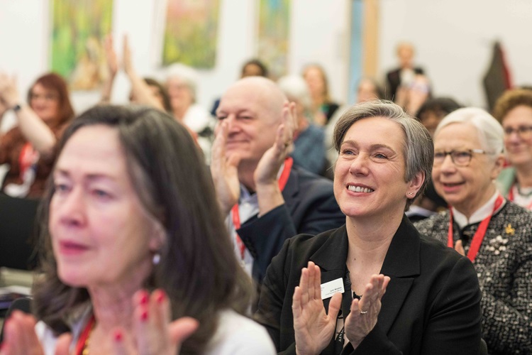 Event attendees in London celebrate Myanmar’s nursing students