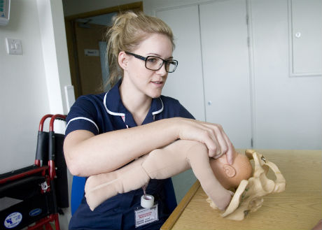 Midwife @Model.StoryImage.Alt