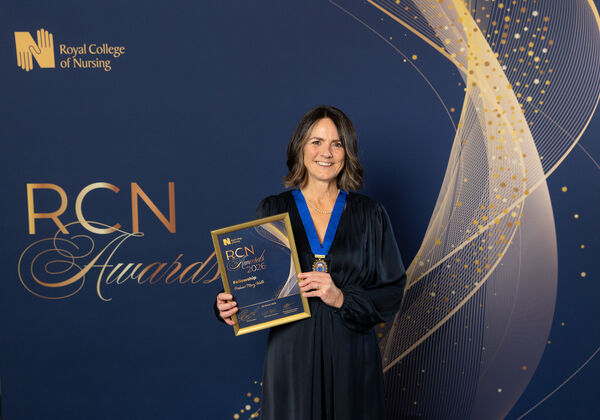 @Model.StoryImage.Alt