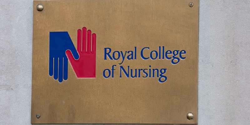 Royal College of Nursing plaque on HQ building