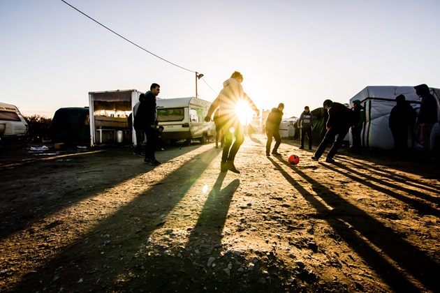 Calais camp refugees