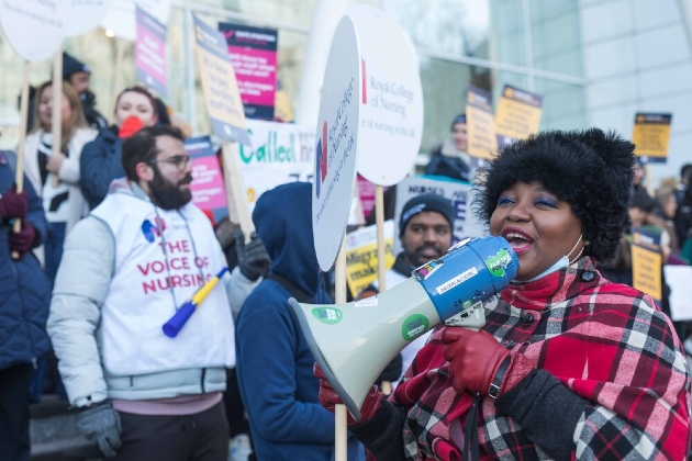 RCN member on UCLH picket line