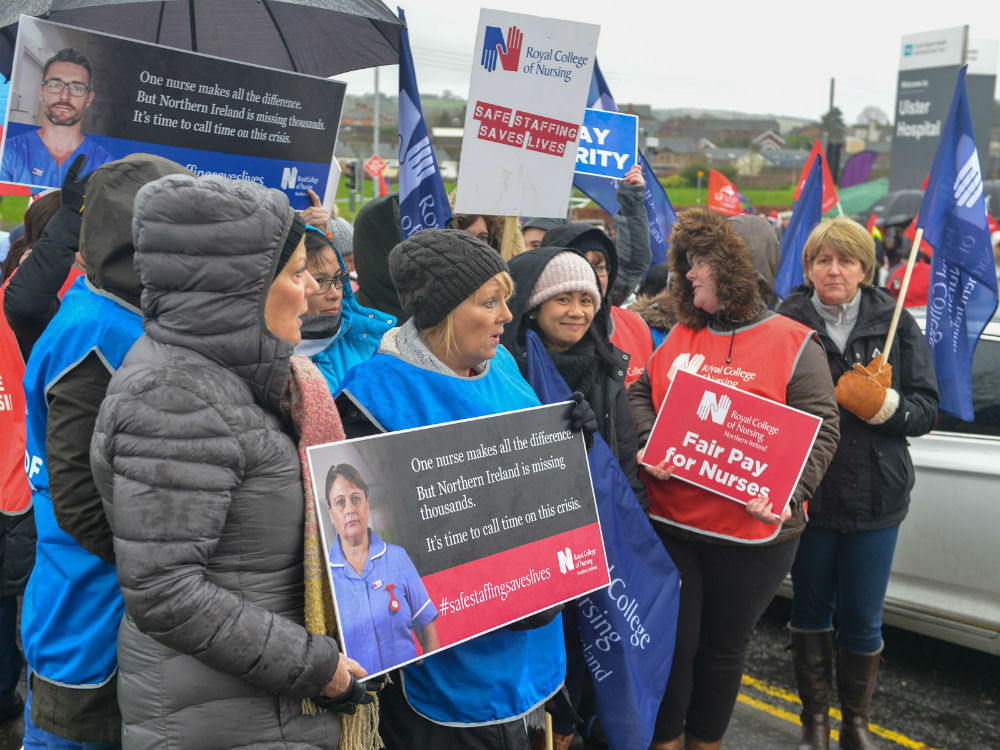 group on picket line