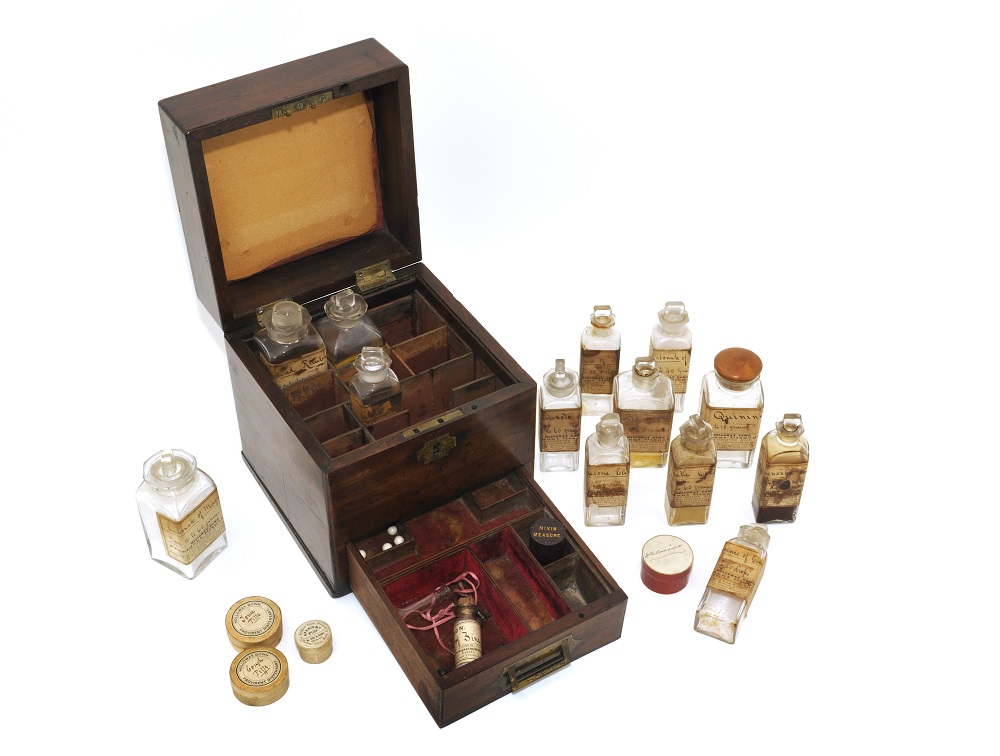florence nightingale's medicine chest