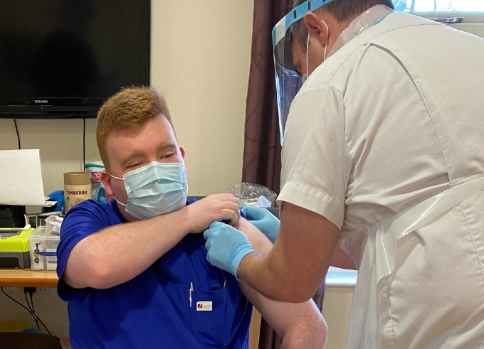 Student nurse James getting COVID-19 vaccine