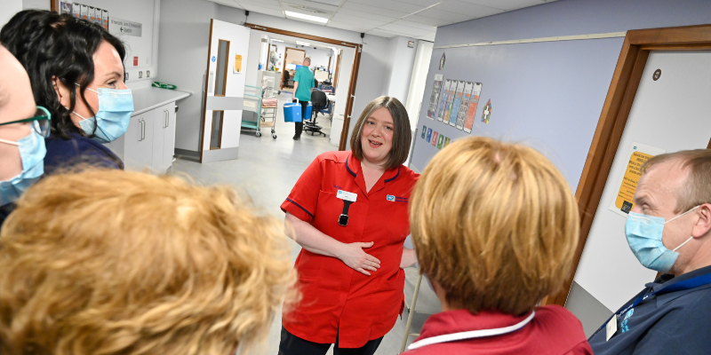 @Model.StoryImage.Alt