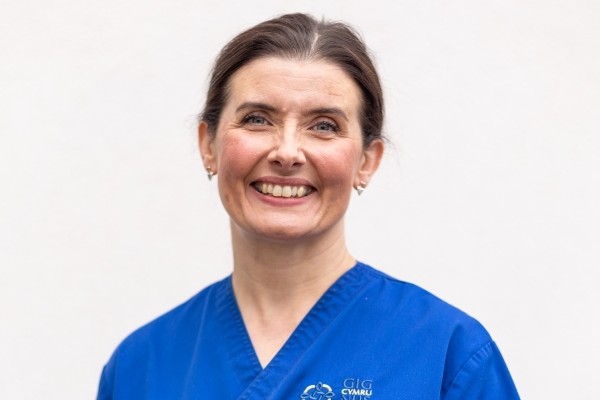 Annie-Clothier-600x400