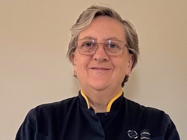 Dr-Carolyn-Middleton-600x400