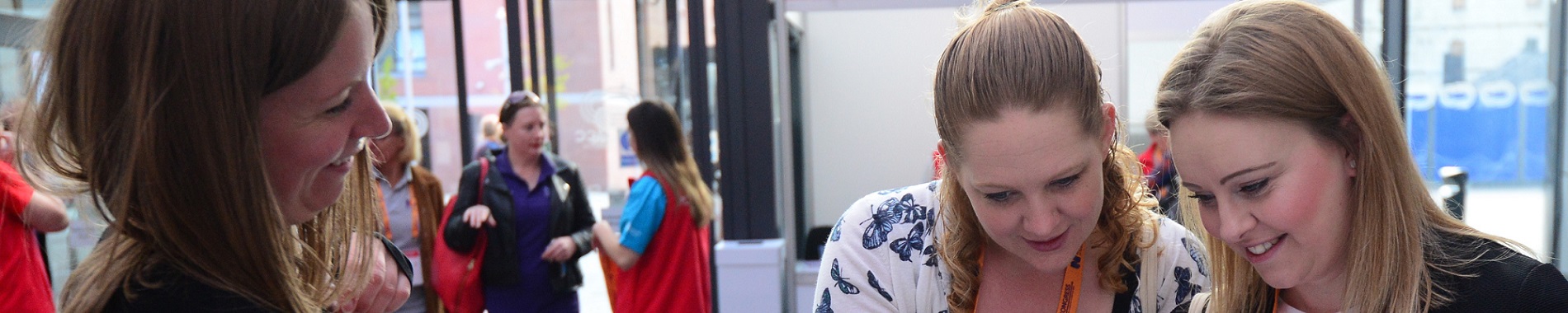 Three people chatting at RCN Congress